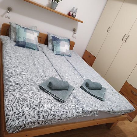 Twowheels Apartment - Apartment With Bicycles Novi Sad Dış mekan fotoğraf