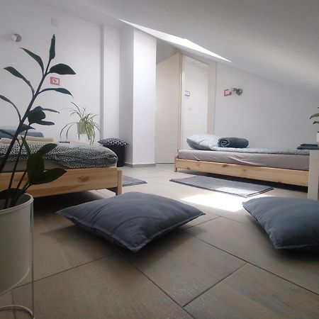 Twowheels Apartment - Apartment With Bicycles Novi Sad Dış mekan fotoğraf